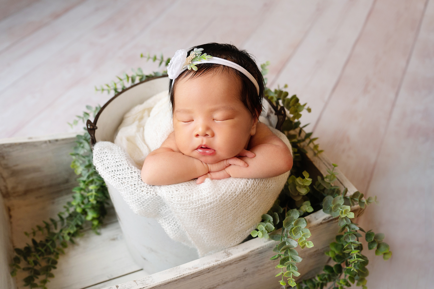 newborn photos taken in home in Aubrey Texas by photographer