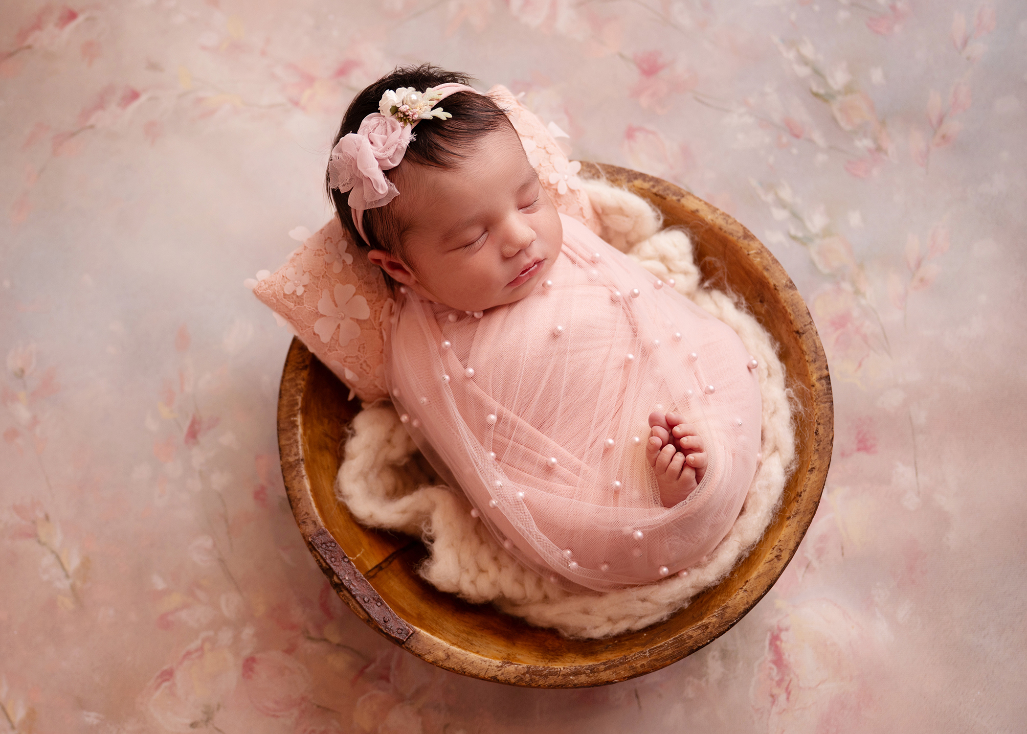 newborn photos in your home sherman Texas DFW photographer
